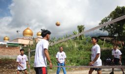 Relawan Mas Bowo Adakan Kegiatan Sosial & Turnamen Sepak Takraw di Sumbar dan Jatim - JPNN.com