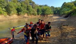 Hanyut di Sungai Balangan Kalsel, Anak 11 Tahun Tewas - JPNN.com