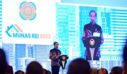 Jokowi Minta Pengusaha Properti Bantu Rakyat Miliki Rumah yang Layak - JPNN.com