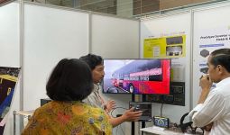 FTUI Pamerkan Inovasi Bus Listrik, Presiden Jokowi Terkesan - JPNN.com