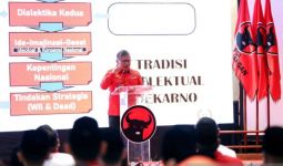 Konsolidasi di Lampung, Sekjen PDIP Ingatkan Kader untuk Mengilhami Perjuangan Bung Karno - JPNN.com
