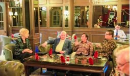 Makan Malam Bersama Utusan Putin, Sultan Minta Suplai Pupuk dan Gandum Dipermudah - JPNN.com