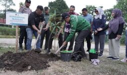 Peringatan HKAN 2023: PLN Nusantara Power UP Tenayan Tanam 1.000 Pohon Mangrove - JPNN.com