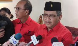 Hasto Komentari Prabowo Dilaporkan ke Bawaslu Gegara Deklarasi di Museum, Pedas! - JPNN.com