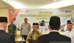 Prof Mahmud Gantikan Almarhum Athoillah Mursjid Pimpin FKUB, Ini Harapan Pj Bupati Bekasi - JPNN.com