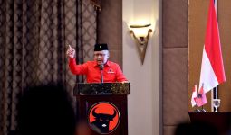 Elektabilitas Ganjar Menguat, Hasto PDIP: Menuju Puncak - JPNN.com