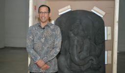 Nadiem Makarim Lega Empat Arca Kerajaan Singasari Sudah di Museum Nasional  - JPNN.com