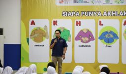 Lewat Program AKAR Goes To School, Pupuk Indonesia Terapkan Nilai AKHLAK Sejak Dini - JPNN.com