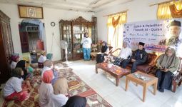 Tuan Guru Sahabat Ganjar Ajarkan Tilawah Al-Quran kepada Warga Tapanuli Selatan - JPNN.com