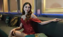 Icha Yang Makin Populer Sebagai Penyanyi Lagu Mandarin - JPNN.com