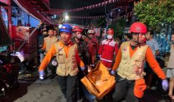 Satu Keluarga Tewas dalam Kebakaran di Jakut, AKP Alex Chandra Ungkap Fakta Ini - JPNN.com