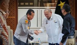 Temui Kapolda Irjen Toni Harmanto, Ketua DPD RI Sampaikan Aspirasi Pesilat Jatim - JPNN.com