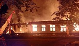 Kantor Kemenag Kabupaten Jayapura Terbakar, Polisi Bergerak Melakukan Penyelidikan - JPNN.com