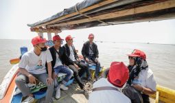 Komunitas Nelayan Pendukung Ganjar Ramaikan Pesta Laut Nadran di Cirebon - JPNN.com