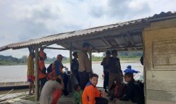 Korban Tenggelam di Sungai Kapuas Ditemukan Sudah Meninggal Dunia - JPNN.com