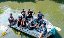 Peringati Hari Sungai Sedunia, HW Group dan TNI AL Gelar Aksi Bersih-Bersih Sampah - JPNN.com