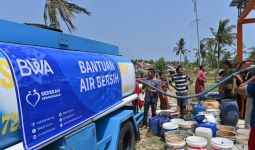 BWA Salurkan Bantuan Air Bersih untuk Warga Pandeglang - JPNN.com