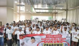 Ratusan Buruh di Jatim Gabung Gerilya 08 untuk Dukung Prabowo Presiden 2024 - JPNN.com