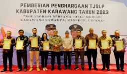 Peruri Terima Penghargaan TJSLP dari Pemkab Karawang - JPNN.com