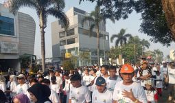 Sukarelawan SandiUno Bantu Tingkatkan Omzet Pelaku UMKM di Karawang - JPNN.com