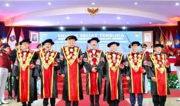 IPDN Mengukuhkan 7 Guru Besar, Ada Nama Prof Hadi Prabowo - JPNN.com