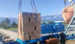 Bea Cukai Ambon Layani Ekspor 1,26 Ton Udang dari Pulau Seram Tujuan Tiongkok - JPNN.com