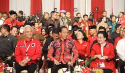 Megawati Bungkam soal Anak Jokowi Pimpin PSI, Pakar Pertanyakan Muruah PDIP - JPNN.com