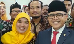 Seusai Pengesahan RUU ASN, Honorer Dapat Pesan Khusus dari Menteri Anas, Mengharukan - JPNN.com