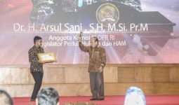 Raih KWP Award 2023, Syarief Hasan: Saya Lebih Peduli Pada Masalah Pertahanan - JPNN.com