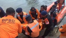 Korban Tenggelam di Sungai Bengawan Madiun Ditemukan Sudah Meninggal Dunia - JPNN.com