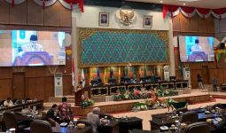 DPRD Umumkan Pengunduran Diri Syamsuar dari Jabatan Gubernur Riau - JPNN.com