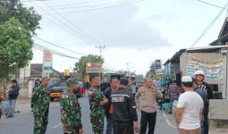 Bentrokan Antarwarga di Mataram, Tiga Polisi Terkena Panah - JPNN.com
