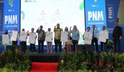 Pendampingan Nasabah Mekaar, PNM Dorong UMKM Bentuk Badan Hukum - JPNN.com