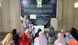 Ganjar Sejati Berbagi 3 Metode Baca Tulis Al-Qur'an kepada Warga Bandung Barat - JPNN.com