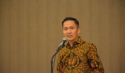 PJ Wali Kota Palembang Ganjar Bonus kepada Puluhan Atlet Tekwondo Berprestasi - JPNN.com