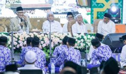 Elite PPP Hadiri Peringatan Maulid Nabi Bareng Ulama Karismatik di Ponpes Al-Anwar - JPNN.com