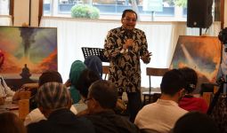 Denny JA: Politikus Harus Lebih Rileks Menilai Survei Pilpres - JPNN.com