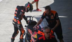 MotoGP Indonesia: Brad Binder Optimistis di Balapan Utama - JPNN.com