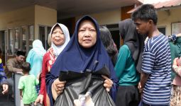 Sukarelawan Sandiaga Gelar Bazar Sembako Murah dan Doa Bersama di Karawang - JPNN.com