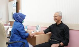 Ganjar Tes Kesehatan di RS Fatmawati Sebelum Hadiri Deklarasi Cawapres, Begini Kondisinya - JPNN.com