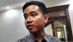 Komentar Gibran Seusai PDIP Resmikan Pasangan Ganjar-Mahfud, Luar Biasa... - JPNN.com