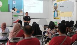 Bea Cukai Sosialisasikan Aturan Baru Barang Kiriman ke Calon Pekerja Migran Indonesia - JPNN.com
