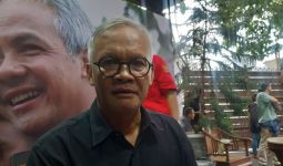 Politikus Senior PDIP Ini tidak Ikhlas Jika Jokowi dan Gibran Mendukung Prabowo - JPNN.com