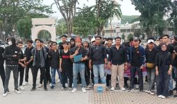 Aliansi Pemuda Demo di Monpera Palembang, Tolak Dinasti Politik Kekeluargaan - JPNN.com