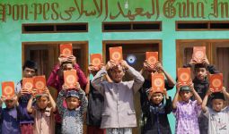 Sambut Hari Santri, BWA Distribusikan 10 Ribu Al-Qur'an di Jawa Barat - JPNN.com