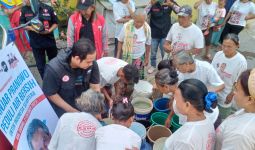 KawanJuangGP Bantu Warga yang Kesulitan Air Bersih di Subang - JPNN.com