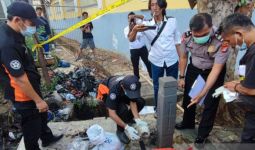 Mayat Tinggal Tengkorak di Dalam Selokan - JPNN.com