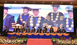 Institut STIAMI Luluskan Ribuan Wisudawan, Rektor: Jaga Integritas, Jauhi Korupsi - JPNN.com