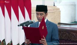 Inilah Menteri dan Kepala yang Dilantik di Istana, Keduanya Orang Dekat Jokowi - JPNN.com