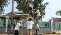 Berikan Bantuan Penerangan Jalan, Santri Ganjar: Ini Bentuk Komitmen Kami - JPNN.com
